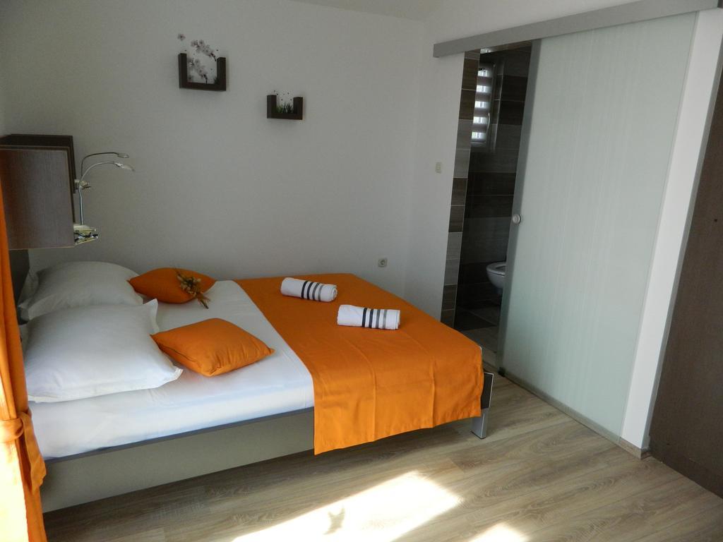 Apartmani Marinovic Podgora Buitenkant foto