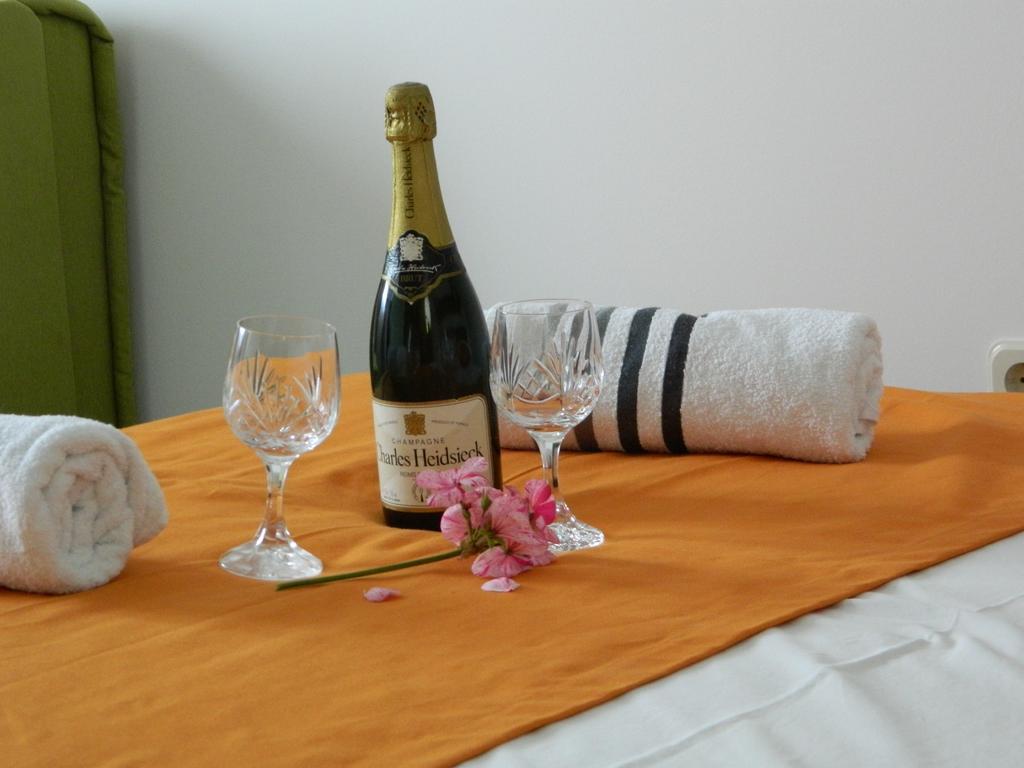 Apartmani Marinovic Podgora Buitenkant foto