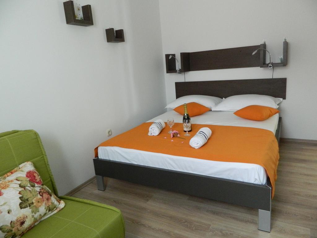 Apartmani Marinovic Podgora Buitenkant foto