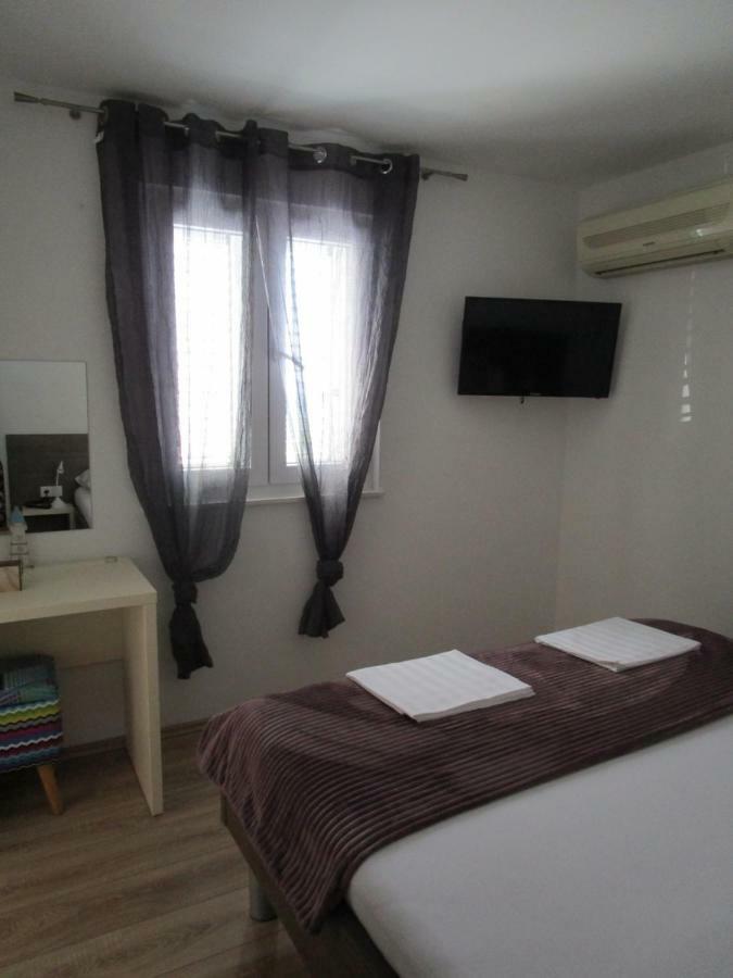 Apartmani Marinovic Podgora Buitenkant foto