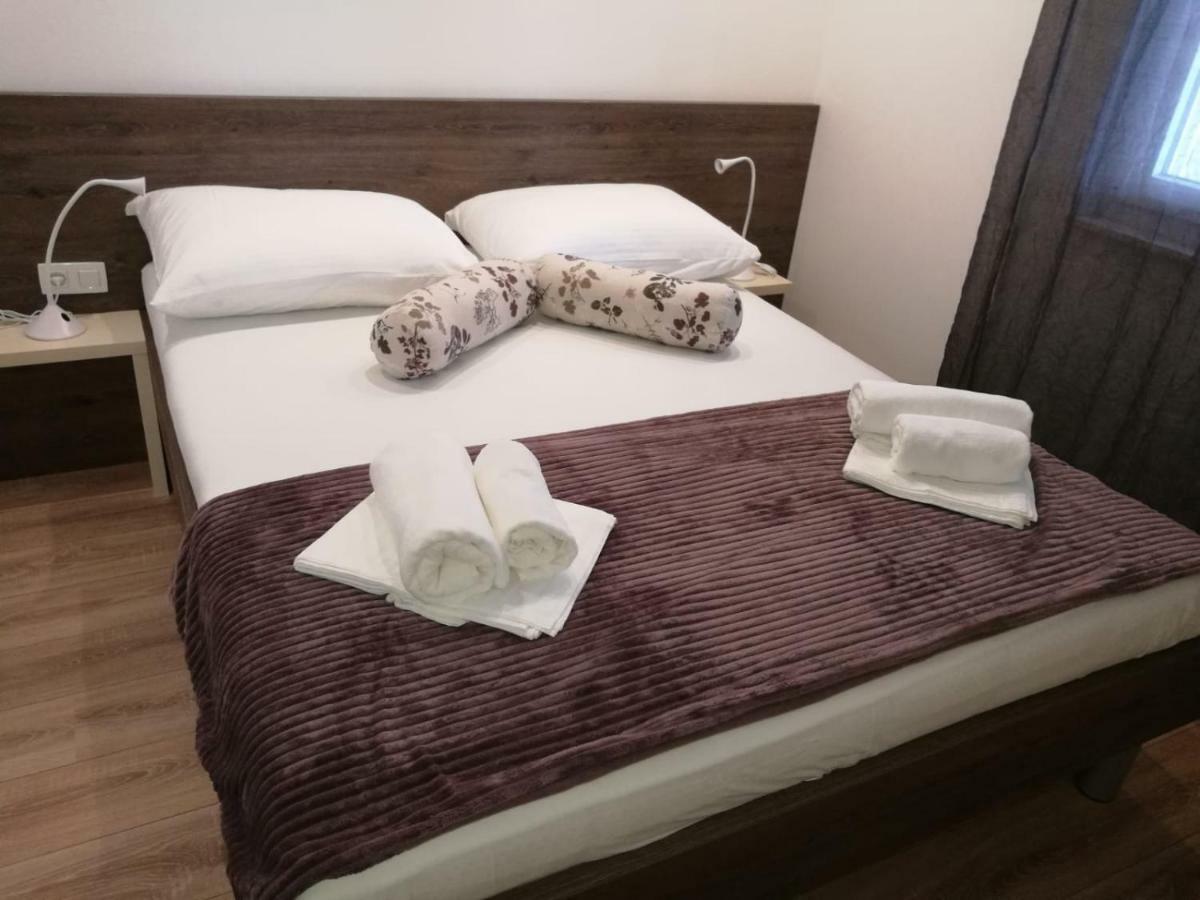Apartmani Marinovic Podgora Buitenkant foto
